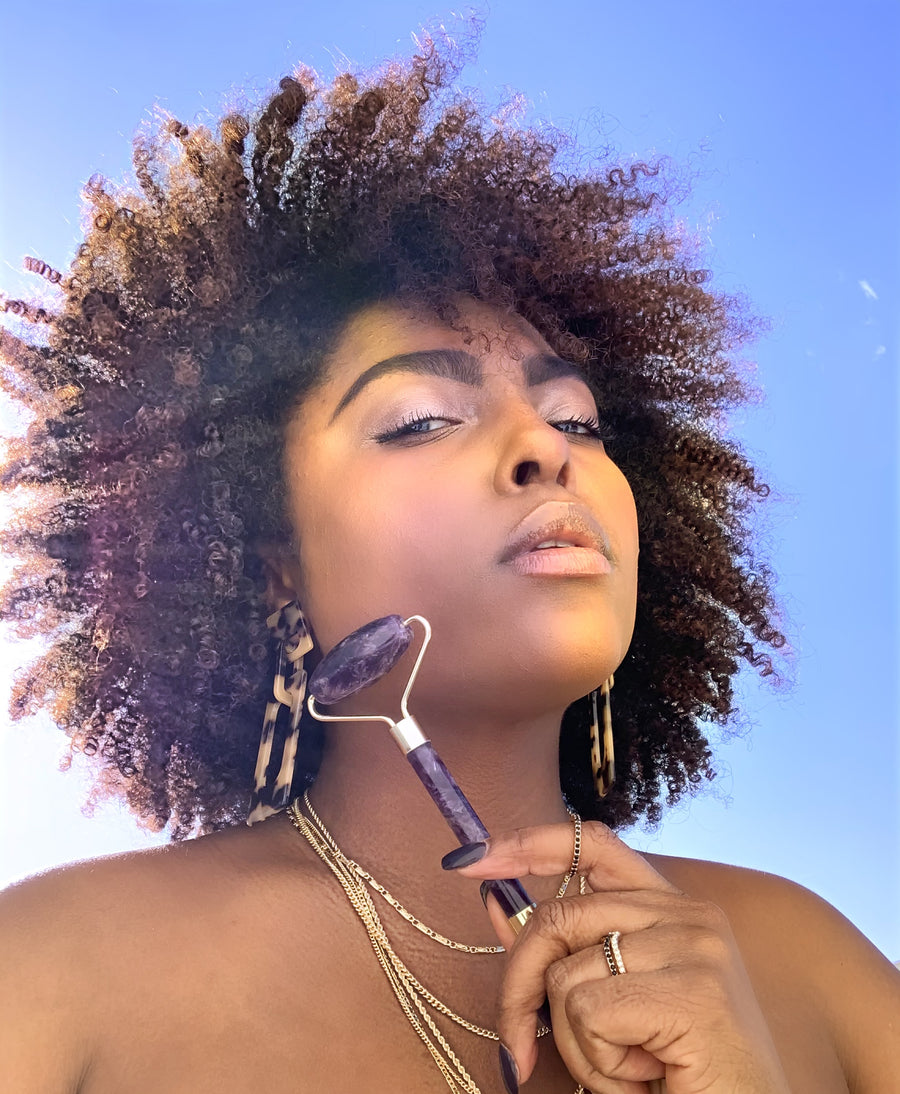 Beauty Strike Amethyst Roller + Gua Sha Set
